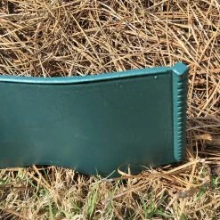 Vigoro 2 ft. W x 0.25 in. L Green Plastic Easy Edging -Green Haven Store green vigoro plastic edging 51034 fa 1000