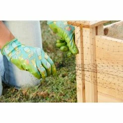 Vigoro 14 ft. x 14 ft. Polypropylene Bird Block Netting and Barrier -Green Haven Store vigoro landscape fabric nmvbb1414 4f 1000